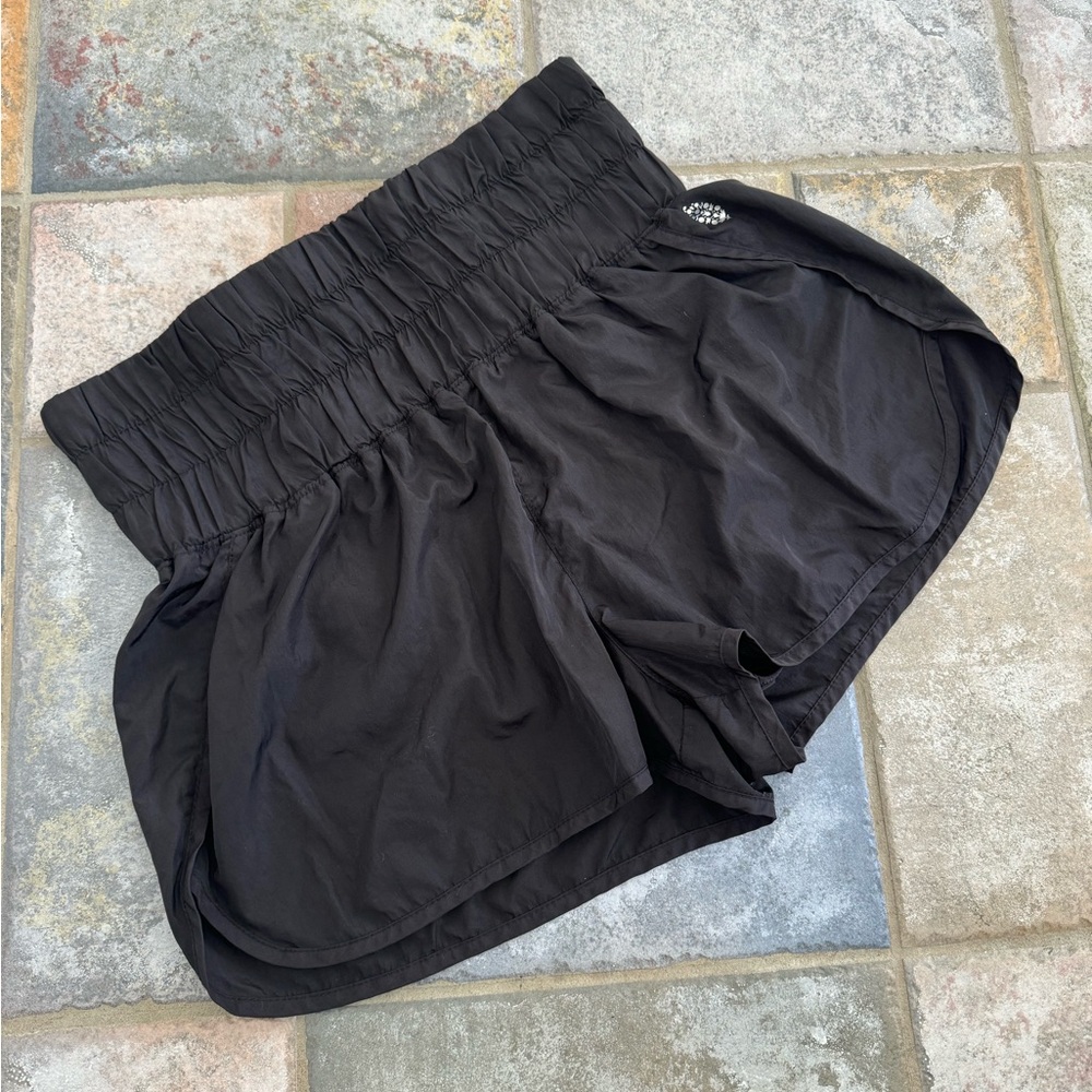 FP MOVEMENT : The Way Home Shorts : Black : Large